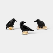 Hyde & EEK Boutique Halloween Ceramic Matte Ravens Decorative Accent Set 2026 picture