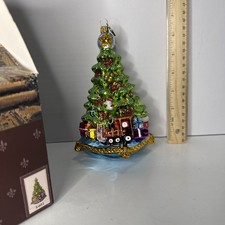 S401 Christmas Tree With Greenery- Huras Family Glass Christmas Ornament picture