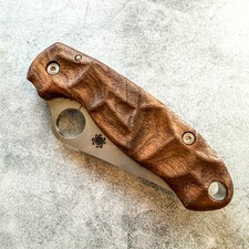 Royalcurl walnut scales for Spyderco Paramilitary 3 picture