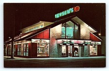 Postcard Postcard of Teysen's: Cafeteria, Gift Shop, Indian Museum picture