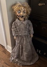 Spirit Halloween Abandoned Annie Jagged Mouth Scary Talk Retired Animatronic Box picture