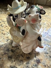 1992 Ganz Cowtown collectible, featuring Rudolph Bullentino and Gloria Bovine picture