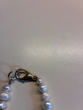 Elegant freshwater pearl necklace in lustrous white Never worn picture