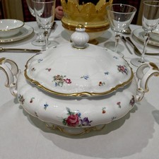 Hutschenreuther Selb Bone China Mayfair 7619 White Covered Vegetable Tureen picture