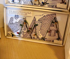 Department 56 General Village Mini Lights (14 bulbs) RETIRED New picture
