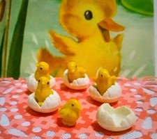 10 Pc Vintage Easter Miniature Rubber Chick Cracked Egg West Germany 1/2