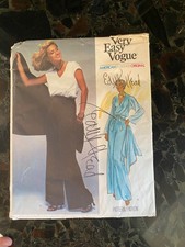 Signed Edith Head Vintage 1970s VOGUE Pattern picture
