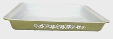 Vintage Crazy Daisy Spring Blossom Green Pyrex Lasagna Pan #933 “Crazy Daisy” picture