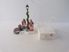 Vtg 2002 DEPT 56 Dickens' Village CHESTNUT VENDOR Lighted Lamp Post picture