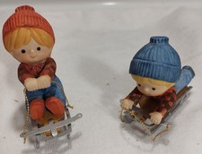 VTG Enesco Country Cousins E-6787 Winter Cousins on Sleds Set picture