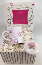 NIB Victoria’s Secret Signature Collection Speckled Hearts COFFEE MUG CUP W/ LID picture