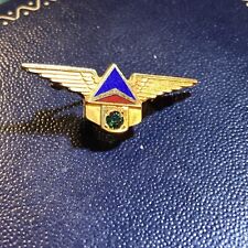 LGB 10k gold emerald stone Delta Air Lines 15 year Pin Safety pin style picture