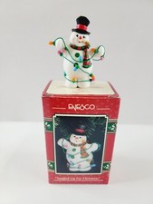 Enesco Tangled Up For Christmas  Frosty the Snowman Ornament #593974 1993 picture