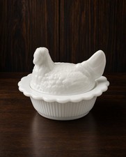 Mosser Mini Hen on Nest Milk Glass Salt Cellar White Glossy New Vintage Style  picture