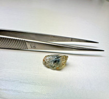 Sapphire Blue Yellow clean  faceting rough gemstone Tanzania 4.56 carats picture