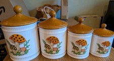 Sears Roebuck Vintage 1982 Merry Mushroom Graduated Canister Set 4 with lids EUC picture