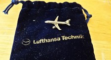Lufthansa Technik AIRBUS A321 Silver Tone Lapel Pin in Pouch 1in x 1in picture