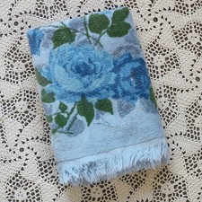 Vtg Cannon Bath Towel Light Blue Dark Blue Roses Green Leaves 21x41 picture