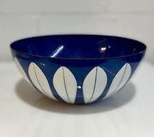 Vintage MCM Cathrineholm Of Norway Enamel Lotus Bowl Dark Blue 9.5” Very Clean picture