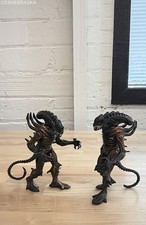 Aliens Alien 3 Xenomorph Action Figure Lot 1992 Stalker Alien 2 Figures picture