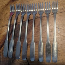 set of 8 Paul Revere 6” Cocktail Seafood Forks Oneida Community Stainless picture
