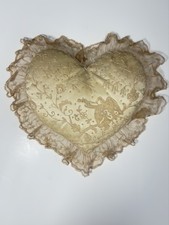 Lace Signed 1940s Carlin Comforts Saks Fifth Avenue Heart Pillow Cherub Vintage picture