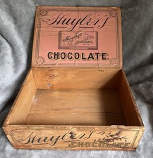 ANTIQUE HUYLER’S CHOCOLATE WOODEN BOX  ADVERTISING CRATE ‘LA VOGUE’ picture