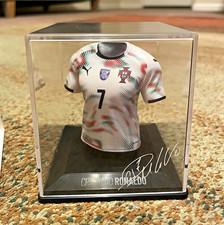 MyJersey by FanCollex Cristiano Ronaldo 2025 Away Jersey #7 Figurine Case picture
