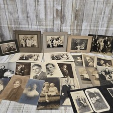 Lot of 30+ Antique & VTG Black & White Family Portrait Photographs 1900s–1940s picture