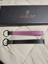 Noveltyhublot Keyring 2Pcs Black Pink Boxed picture