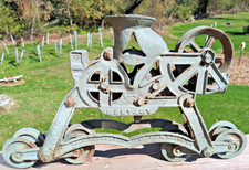 Antique G A OLSON Advance  Cast Iron Farm Barn Hay Trolley Carrier picture