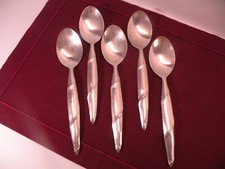 5 Pottery Barn Oval Soup Spoons PBN37 Stainless Glossy Spiral Handle 7 7/8