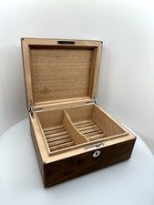 Diamond Crown Drake 40 Count Humidor - St. James Series - with Imperfections picture