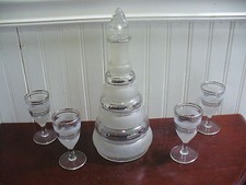 Vintage Art Deco Silver Frosted Striped Glass Decanter & 4 Matching Stem Glasses picture