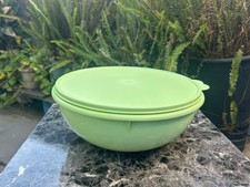 Tupperware Classic Fix-n-mix Bowl 26 Cup -Lime with same color lid New picture