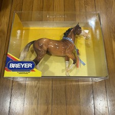 Breyer Goin for Gold 1/1000 SR Pet Smart Special Run 2004 New picture