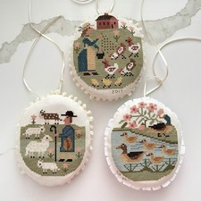 Primitive Folk Art Cross Stitch Christmas Ornaments Lot Farm Animals Colonial picture