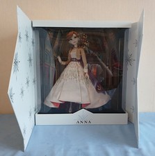 Disney Saks fifth avenue Anna frozen limited edition doll 2019 picture