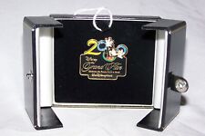Disney World 2000 Grand Plan Millennium Celebration Mickey Mouse HTF Pin Hand In picture