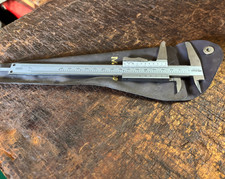 Vintage Mitutoyo 9