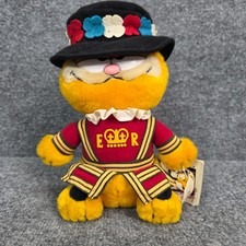 RARE VTG Garfield Yeoman of the Guard Plush Doll ROYAL BEEFEATER Dakin 1981 picture
