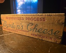 Vintage Borden's Cheese 2 LB Wooden Box Dairy Advertising Farmhouse Decor Crate picture