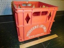 Scarce Vint. Producers Creamery Benton Harbor, Mich. Red Solid Side Milk Crate#3 picture