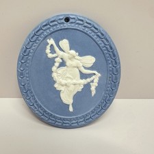 2010 Wedgwood Blue White Jasperware Fairy Christmas Ornament Floral Garland picture
