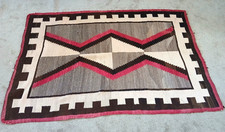 Authentic Antique Navajo Handwoven Geometric Grey Hills Eye Dazzler Rug 45