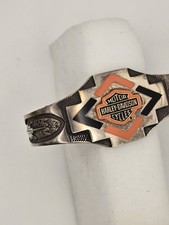 NEW- Vintage Harley Black Hills Stamper Silver Jewelry Genuine Feather Bracelet  picture