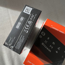 Ledger Nano X Crypto Wallet New Black picture
