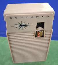 Vintage 1961 SYLVANIA 6P08 Tan Transistor USA Radio Nice Looker picture
