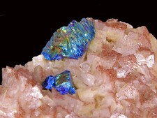Iridescent Chalcopyrite crystal on dolomite from Spain /  5 x 3,5 x 2cm picture