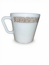 One Vintage Pyrex Butterfly Gold D-handle Coffee/Tea Cup picture